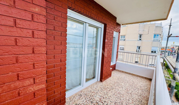 Odsprzedaż - Daszek - Torrevieja - Punta Prima