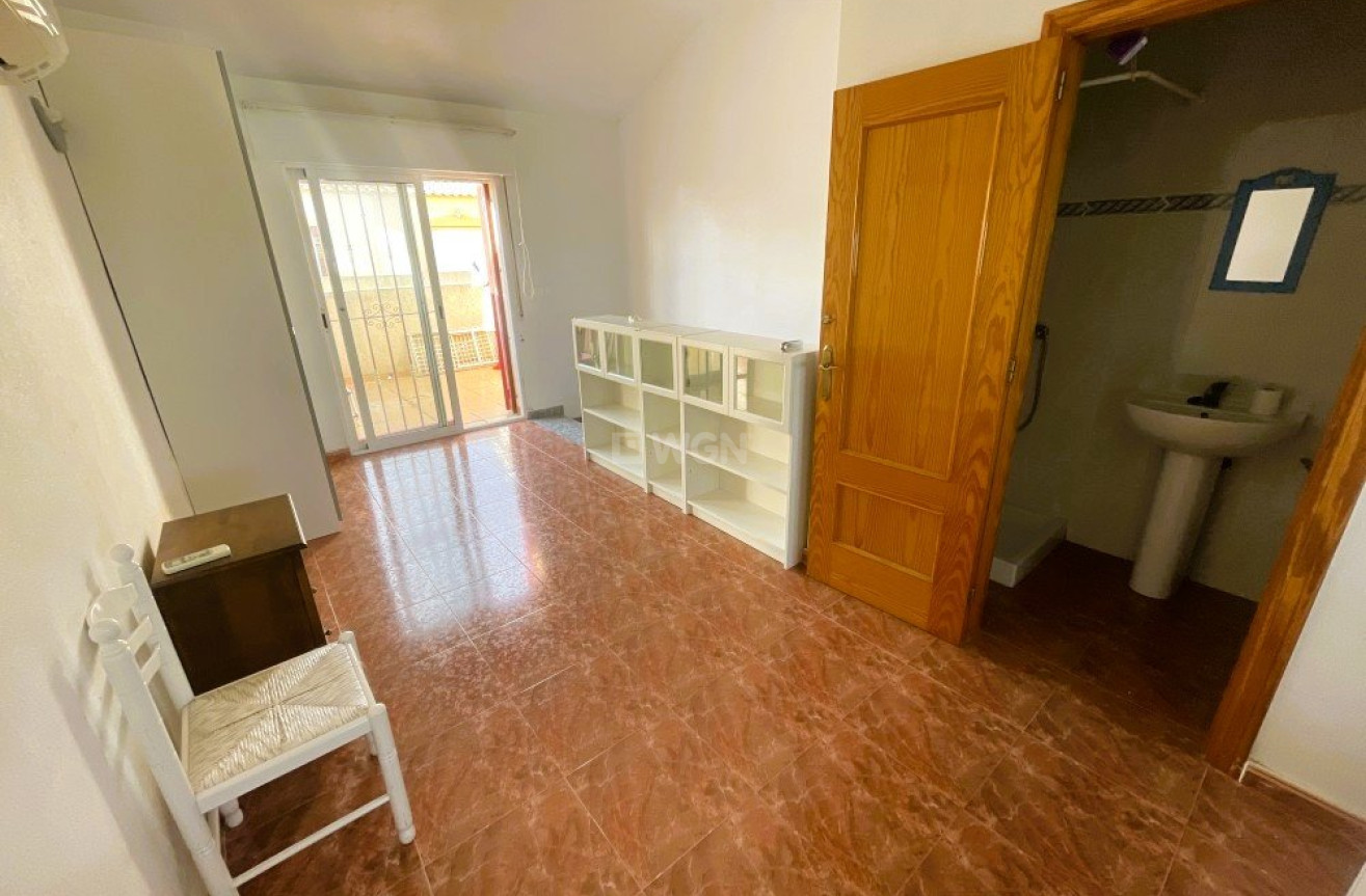Odsprzedaż - Kamienica - Orihuela Costa - Costa Blanca