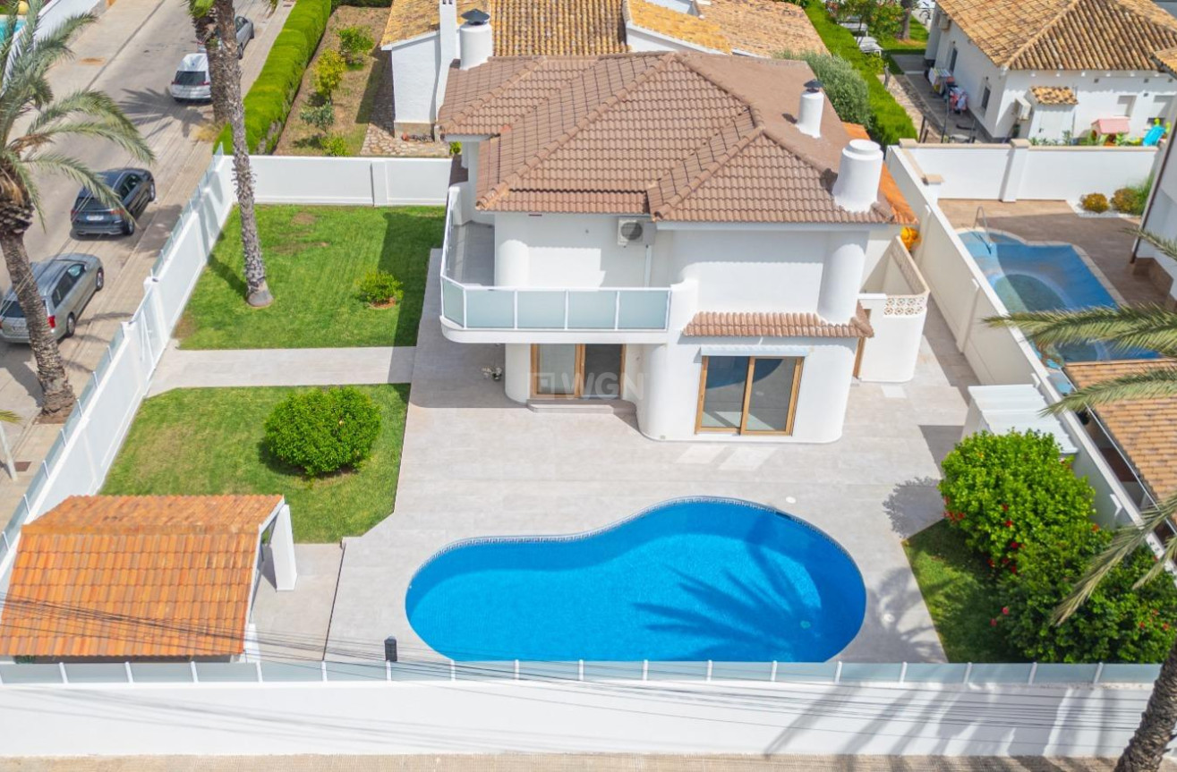 Odsprzedaż - Villa - Orihuela Costa - Cabo Roig