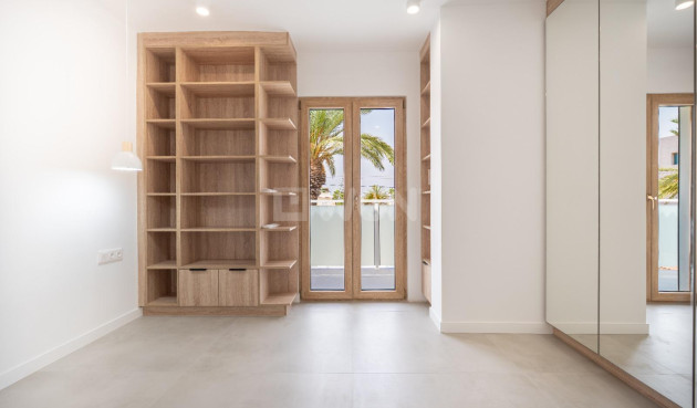 Odsprzedaż - Villa - Orihuela Costa - Cabo Roig