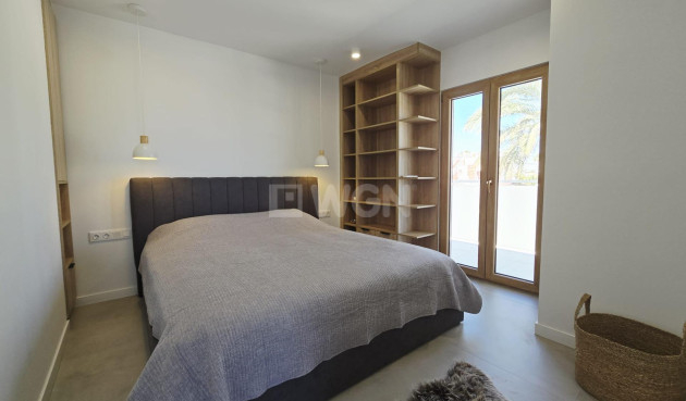 Odsprzedaż - Villa - Orihuela Costa - Cabo Roig