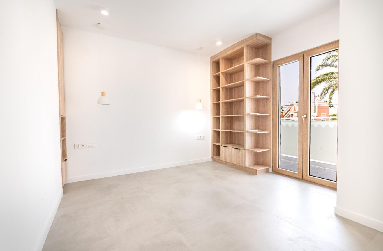 Odsprzedaż - Villa - Orihuela Costa - Cabo Roig