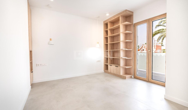 Odsprzedaż - Villa - Orihuela Costa - Cabo Roig