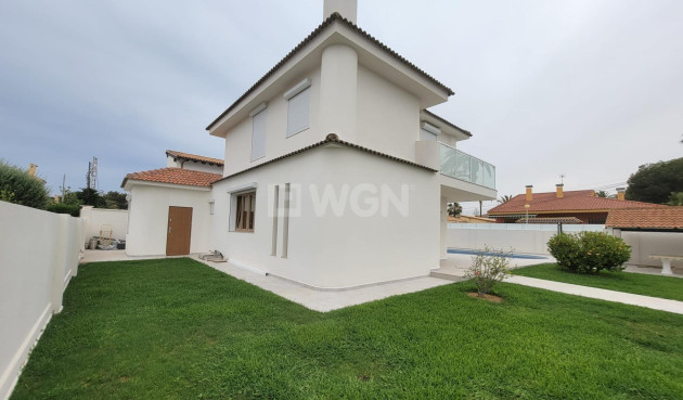 Odsprzedaż - Villa - Orihuela Costa - Cabo Roig