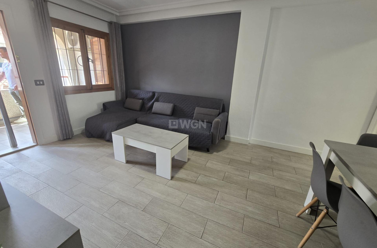 Resale - Apartment / flat - Torrevieja