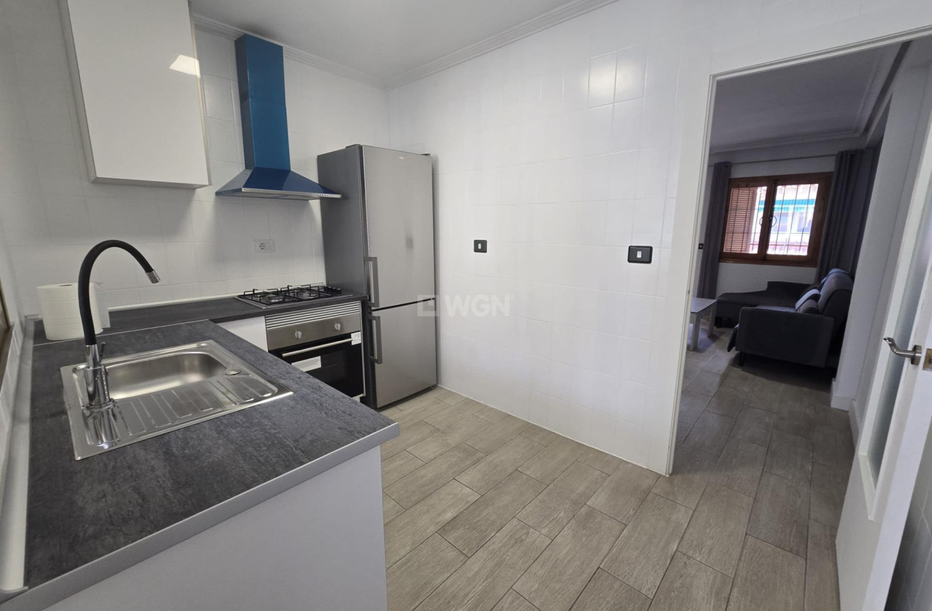 Resale - Apartment / flat - Torrevieja