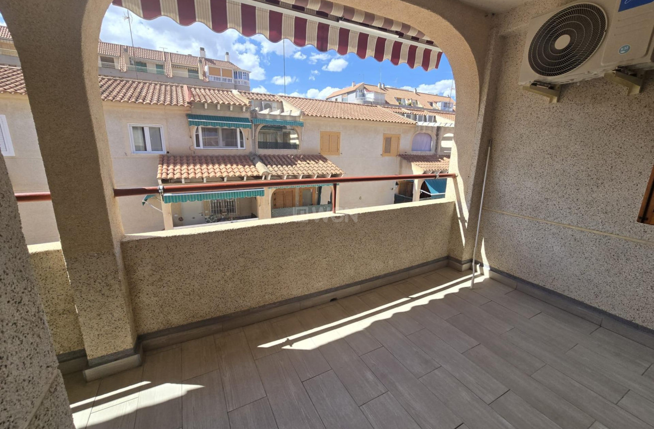 Resale - Apartment / flat - Torrevieja
