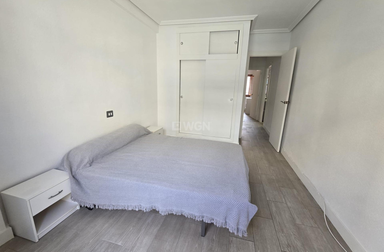 Resale - Apartment / flat - Torrevieja