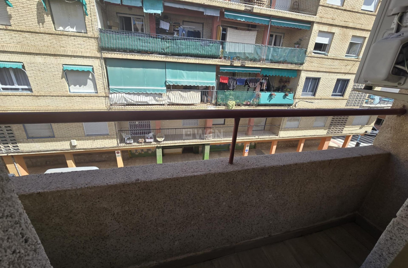 Resale - Apartment / flat - Torrevieja