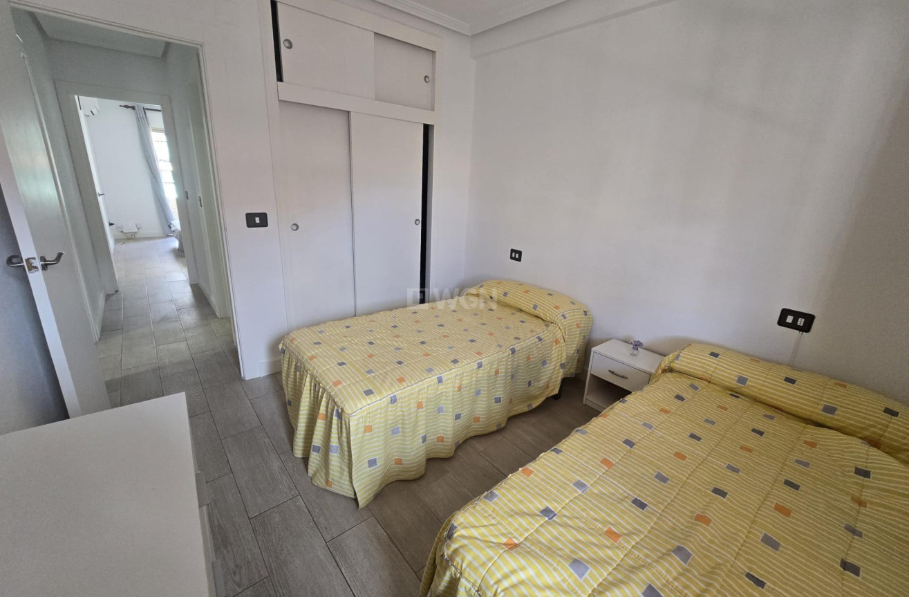 Resale - Apartment / flat - Torrevieja