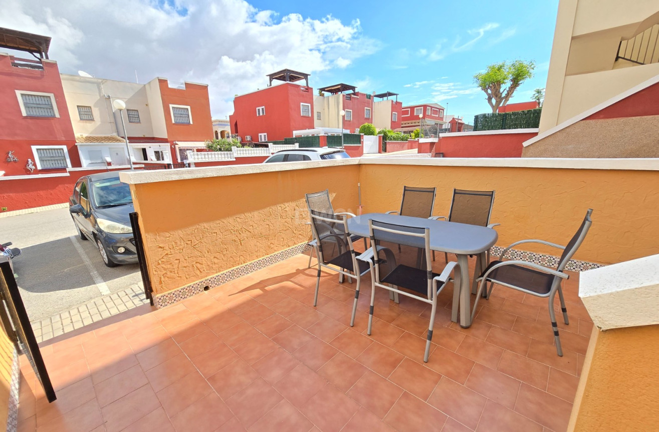Odsprzedaż - Mieszkanie w bloku - Orihuela Costa - Costa Blanca