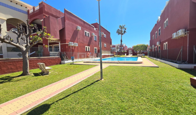 Odsprzedaż - Mieszkanie w bloku - Orihuela Costa - Costa Blanca