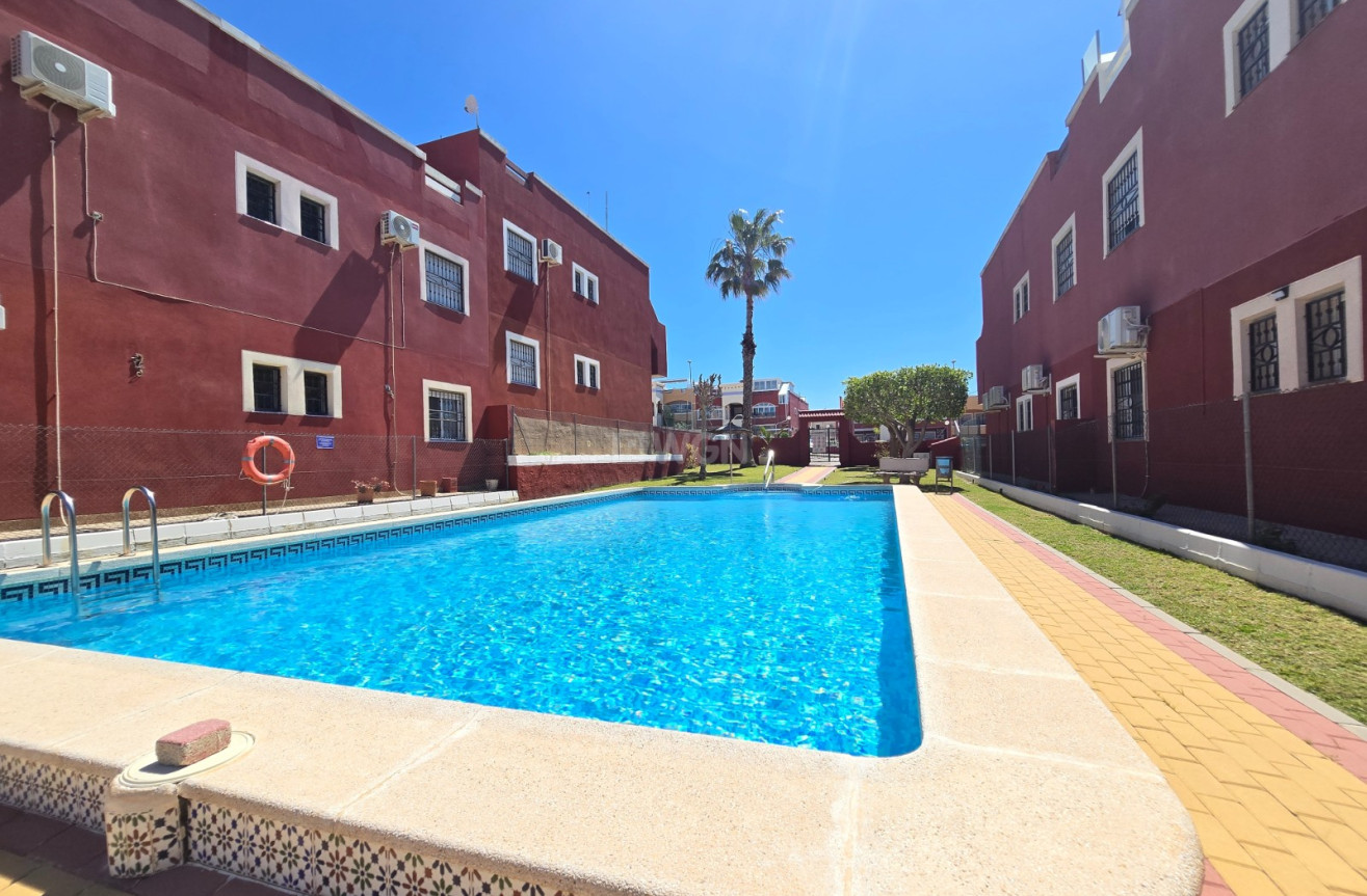 Odsprzedaż - Mieszkanie w bloku - Orihuela Costa - Costa Blanca