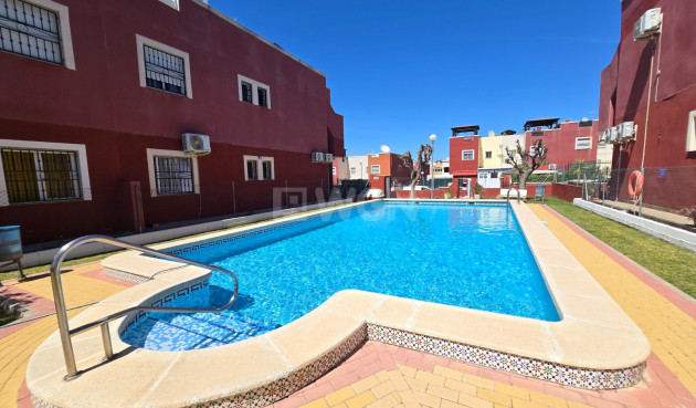 Odsprzedaż - Mieszkanie w bloku - Orihuela Costa - Costa Blanca