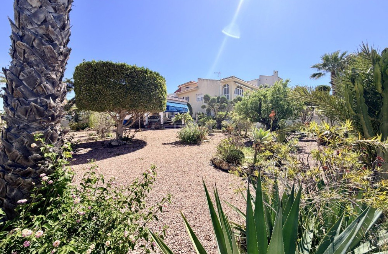 Odsprzedaż - Villa - Ciudad Quesada - Costa Blanca