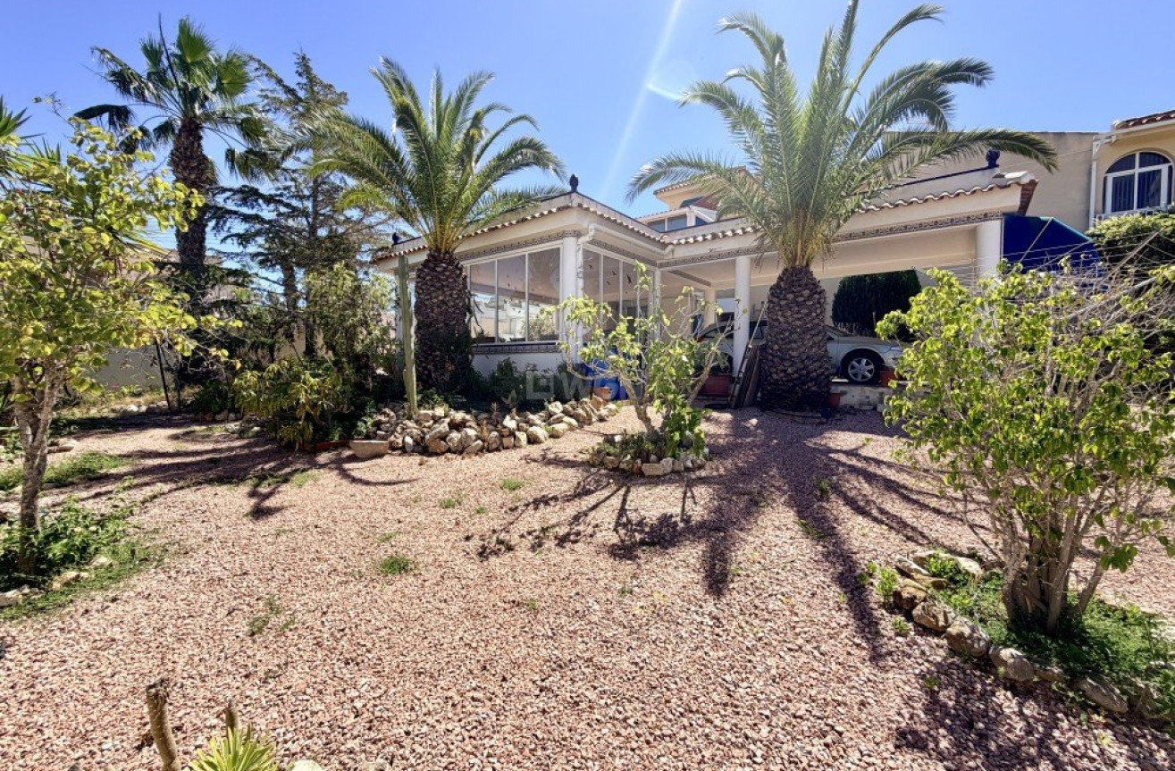 Odsprzedaż - Villa - Ciudad Quesada - Costa Blanca