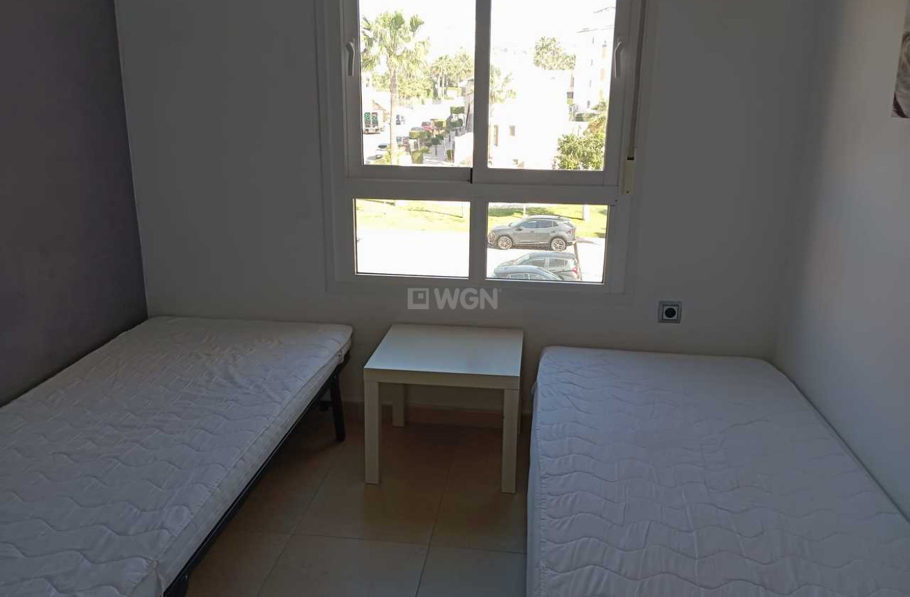 Odsprzedaż - Mieszkanie w bloku - Villamartin - Costa Blanca