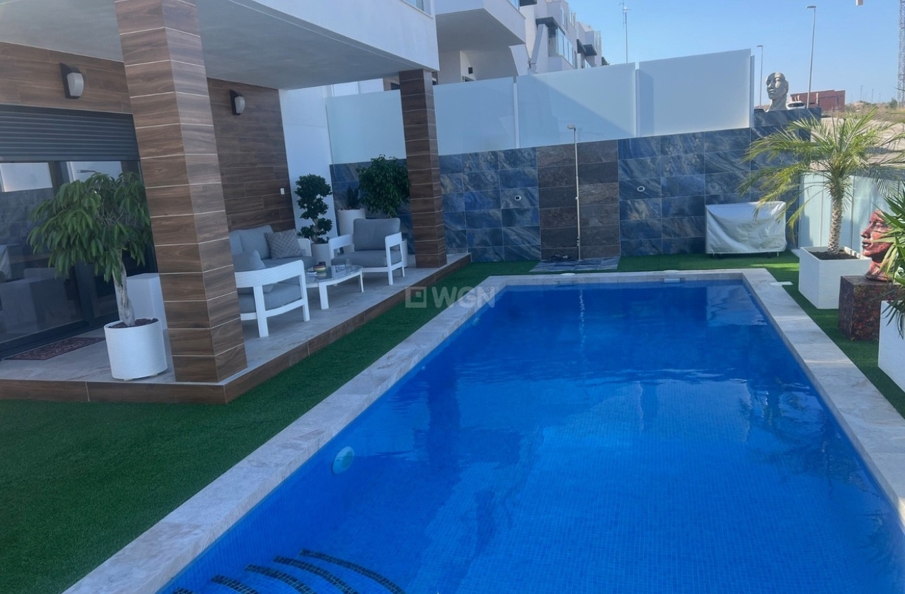 Odsprzedaż - Villa - Los Montesinos - Costa Blanca