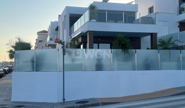 Odsprzedaż - Villa - Los Montesinos - Costa Blanca