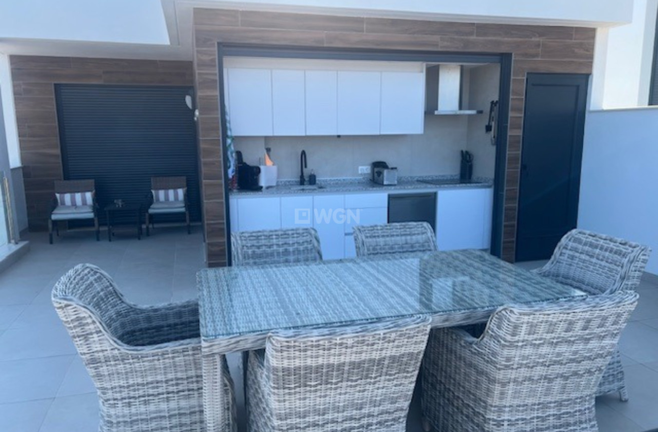 Odsprzedaż - Villa - Los Montesinos - Costa Blanca