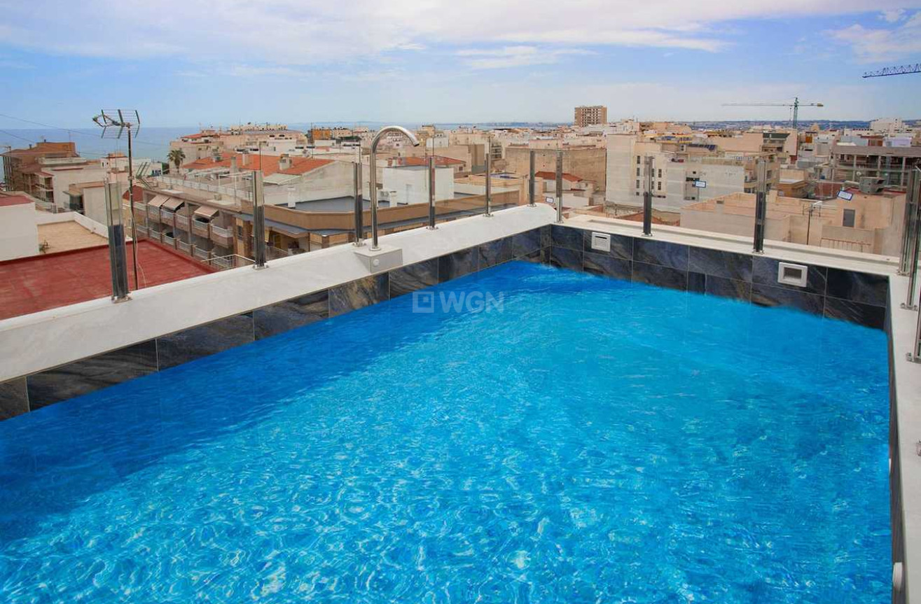 Odsprzedaż - Mieszkanie w bloku - Torrevieja - Costa Blanca