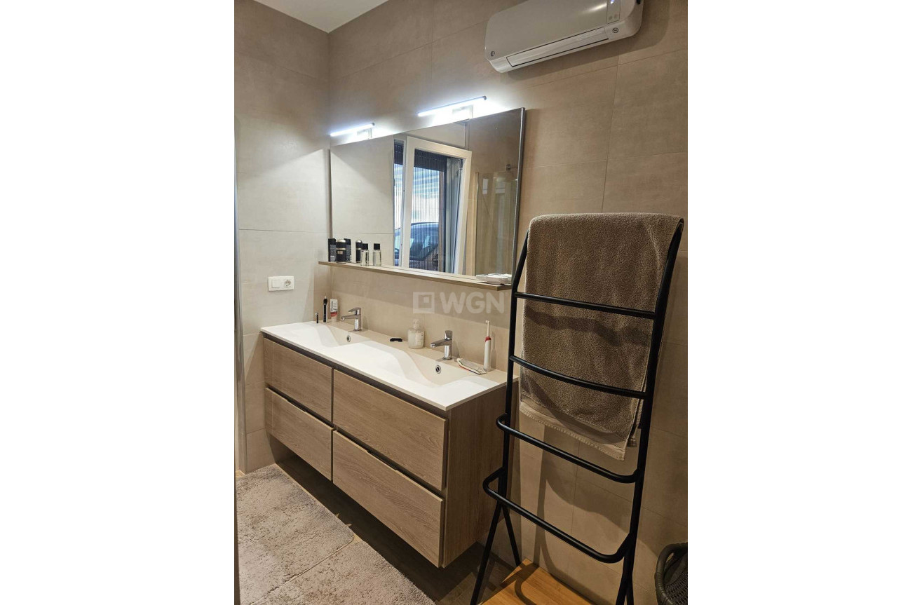 Resale - Villa - Torrevieja - Costa Blanca
