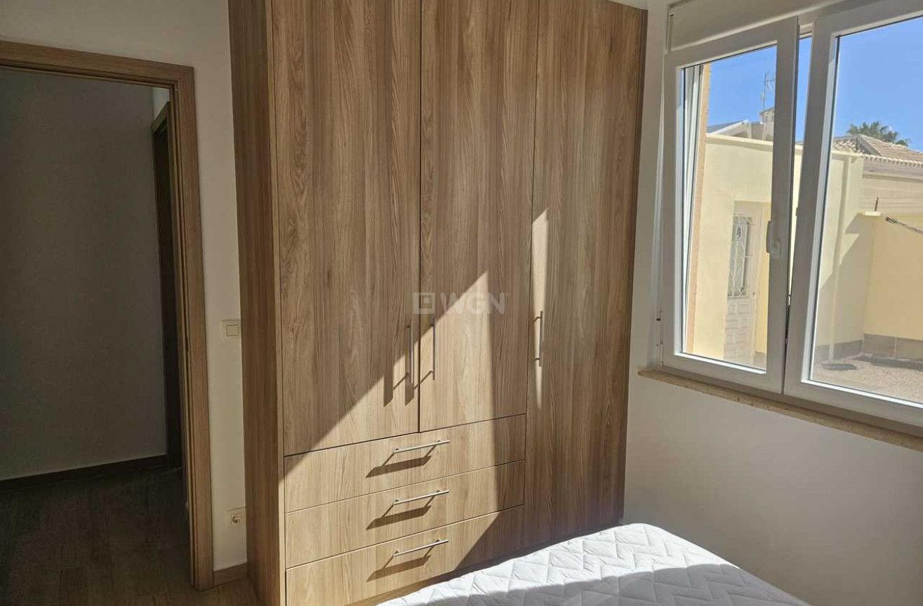 Resale - Villa - Torrevieja - Costa Blanca