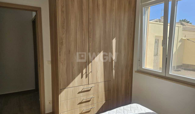 Resale - Villa - Torrevieja - Costa Blanca