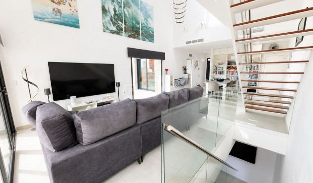 Odsprzedaż - Villa - Benijofar - Costa Blanca