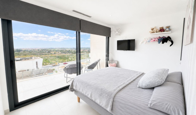 Odsprzedaż - Villa - Benijofar - Costa Blanca