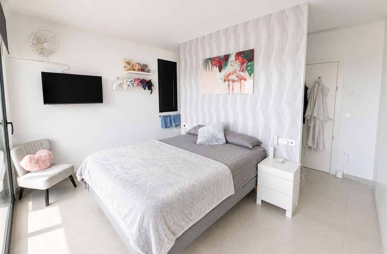 Odsprzedaż - Villa - Benijofar - Costa Blanca