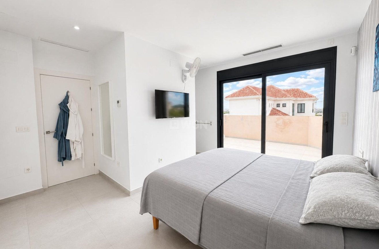 Odsprzedaż - Villa - Benijofar - Costa Blanca