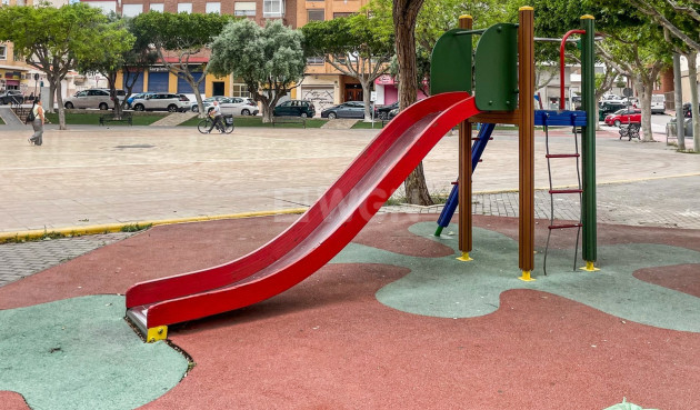 Odsprzedaż - Mieszkanie w bloku - Guardamar del Segura - Costa Blanca