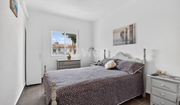Odsprzedaż - Mieszkanie w bloku - Torrevieja - Costa Blanca