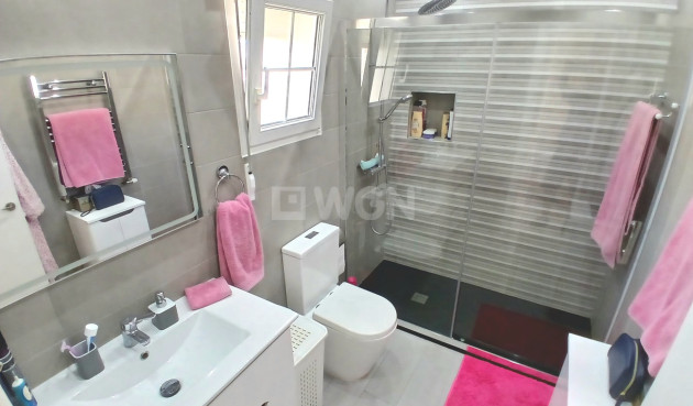 Odsprzedaż - Villa - Villamartin - Costa Blanca