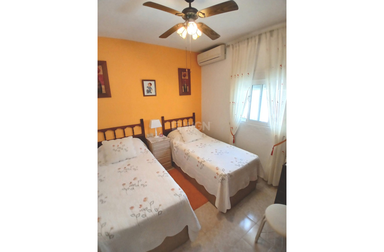 Odsprzedaż - Villa - Villamartin - Costa Blanca