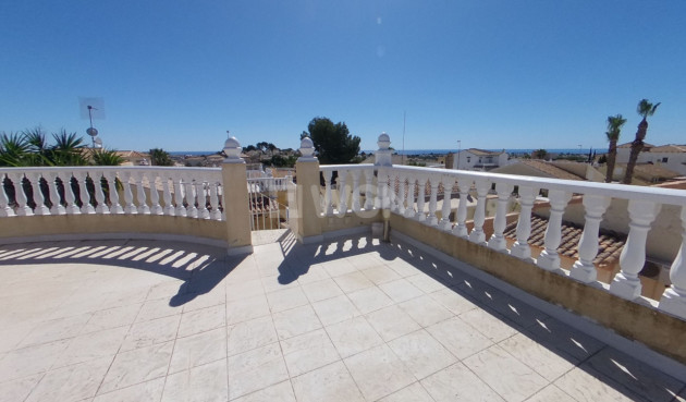 Odsprzedaż - Villa - Villamartin - Costa Blanca