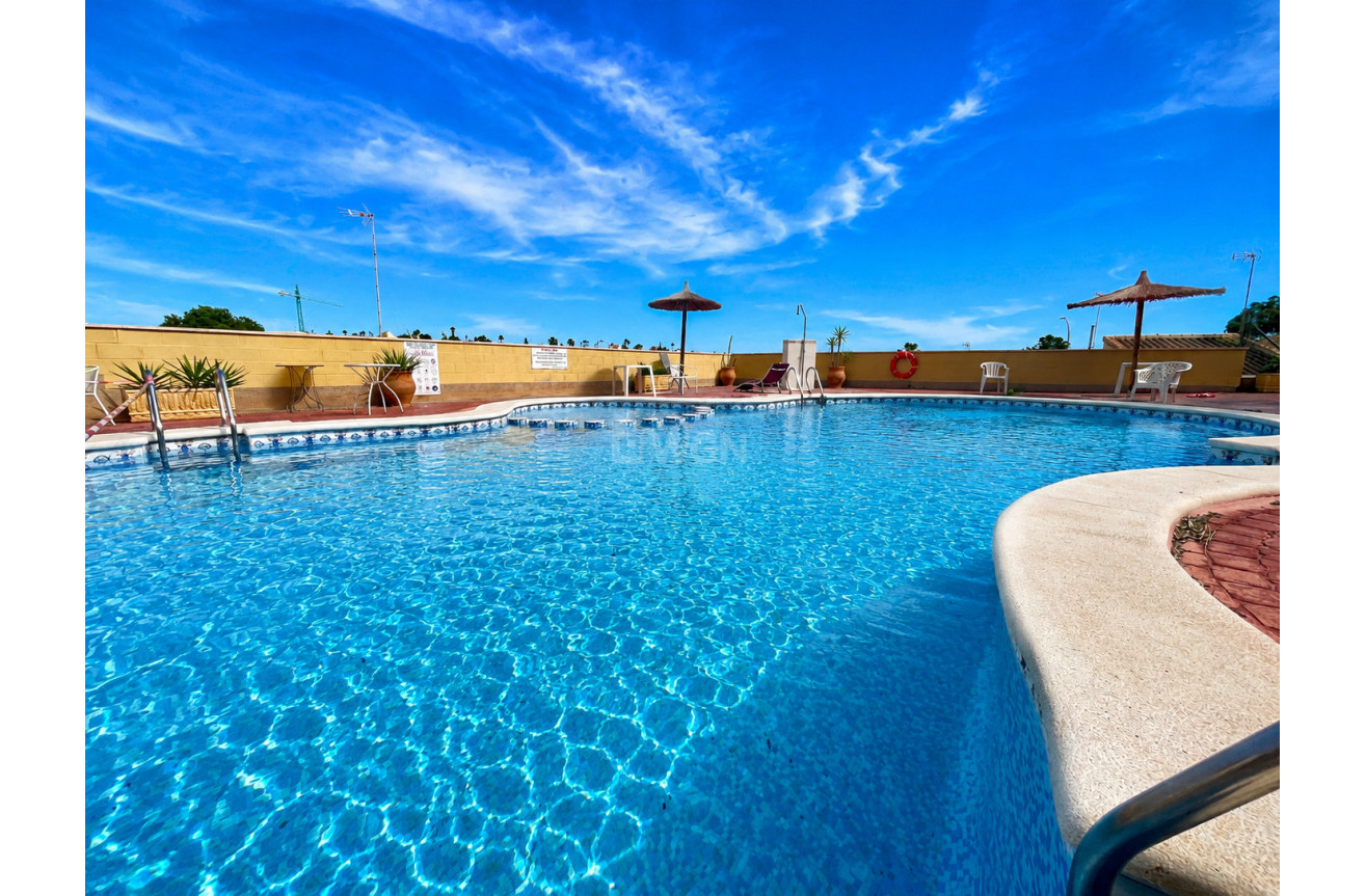 Odsprzedaż - Villa - San Fulgencio - Costa Blanca