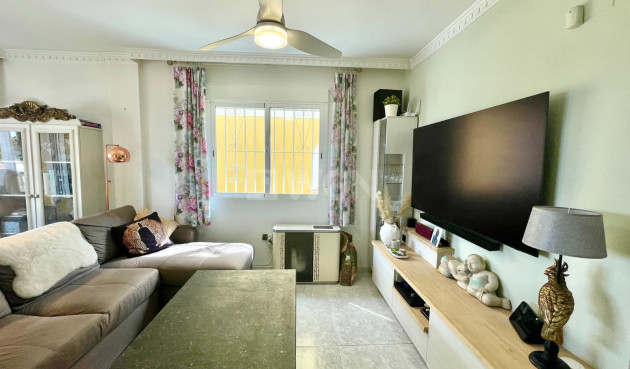 Odsprzedaż - Villa - San Fulgencio - Costa Blanca