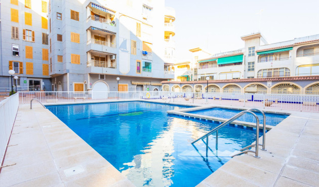 Odsprzedaż - Daszek - Torrevieja - Costa Blanca
