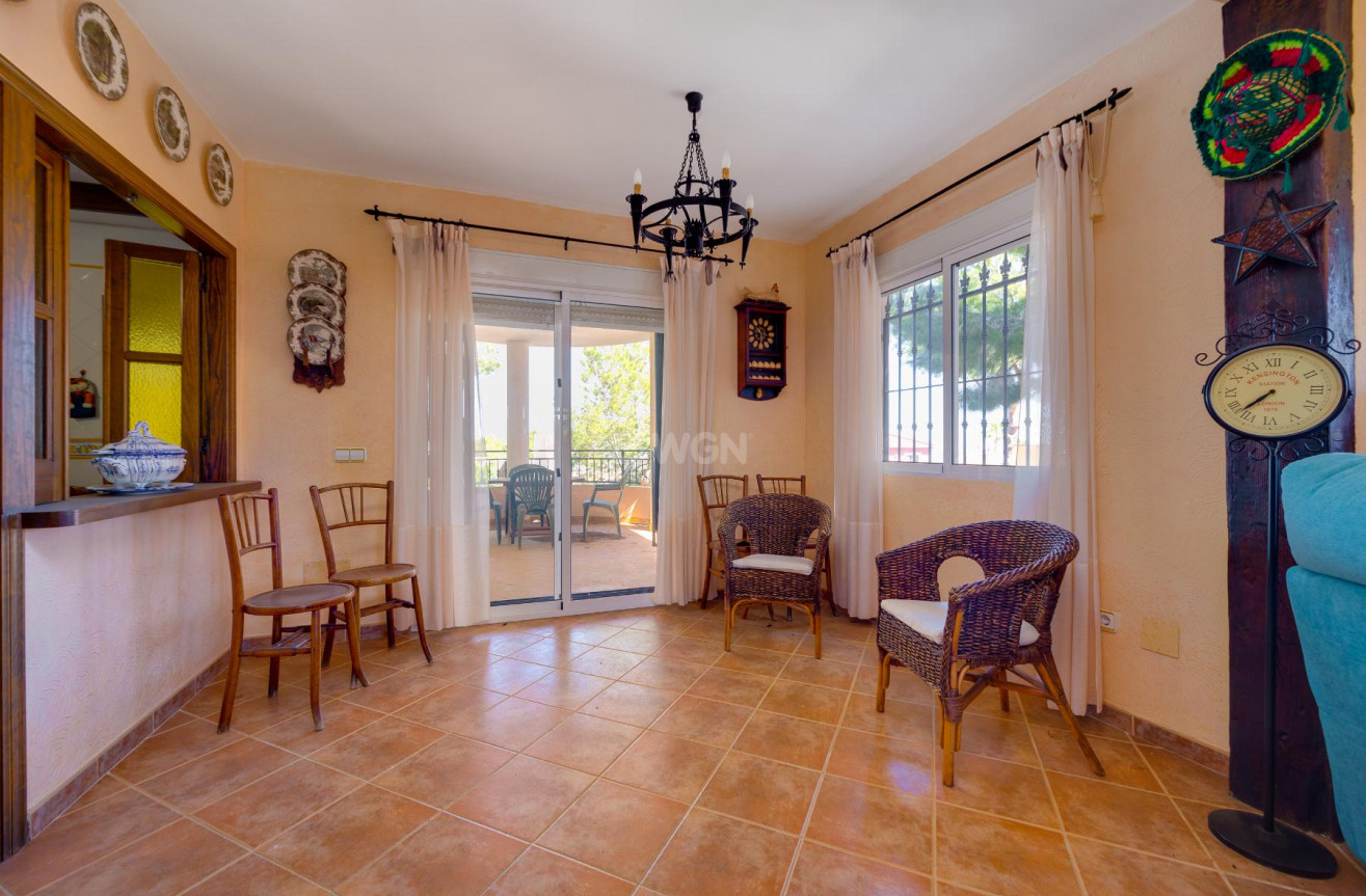 Odsprzedaż - Villa - San Miguel de Salinas - Inland
