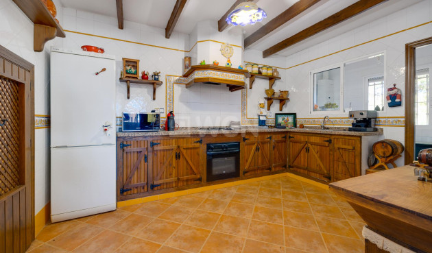 Odsprzedaż - Villa - San Miguel de Salinas - Inland