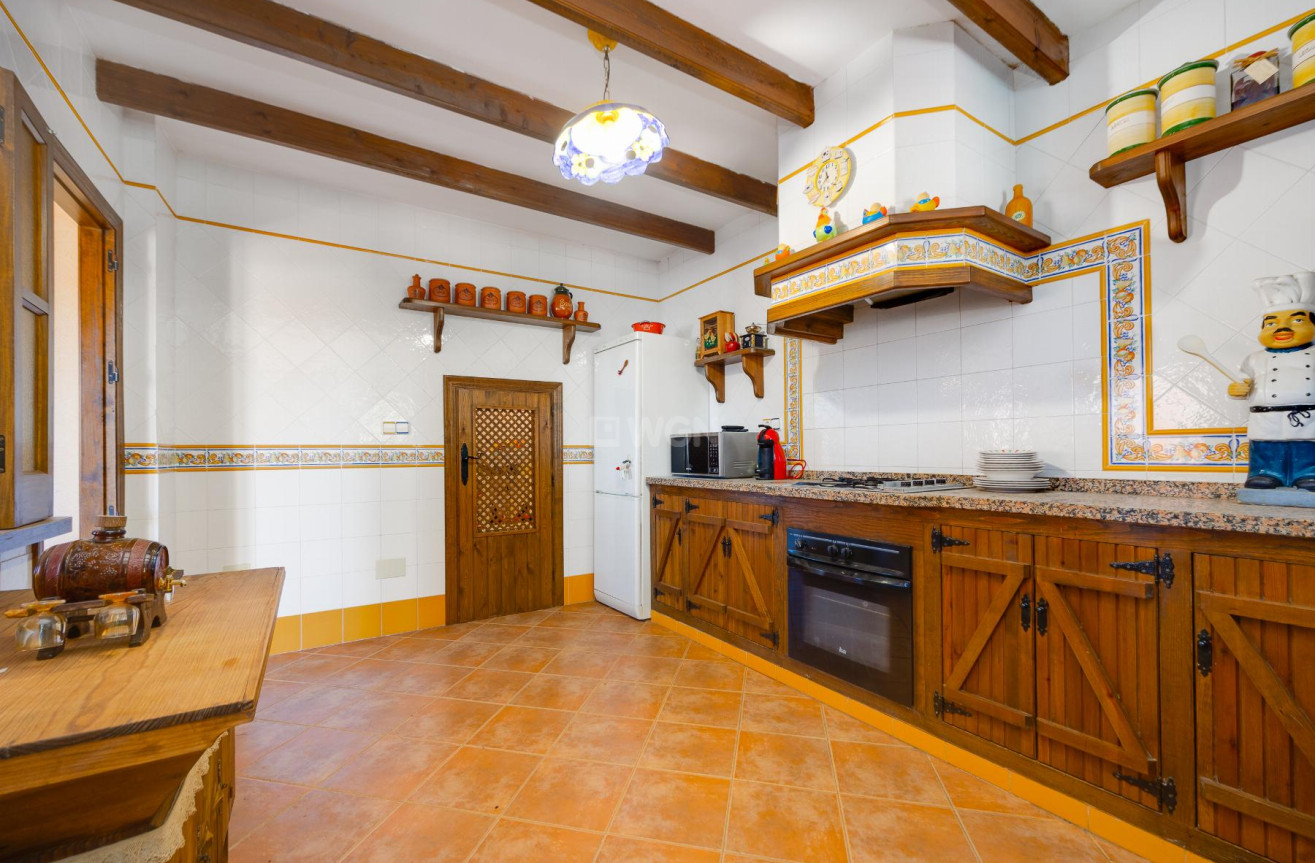 Odsprzedaż - Villa - San Miguel de Salinas - Inland
