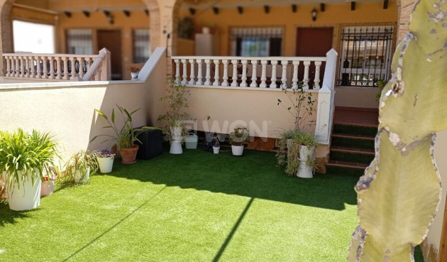 Odsprzedaż - Kamienica - Guardamar del Segura - Costa Blanca