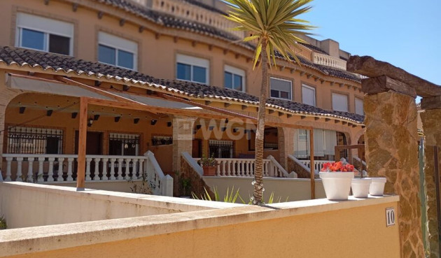 Odsprzedaż - Kamienica - Guardamar del Segura - Costa Blanca