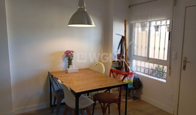Odsprzedaż - Kamienica - Guardamar del Segura - Costa Blanca
