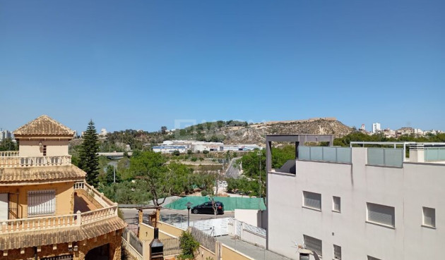 Odsprzedaż - Kamienica - Guardamar del Segura - Costa Blanca