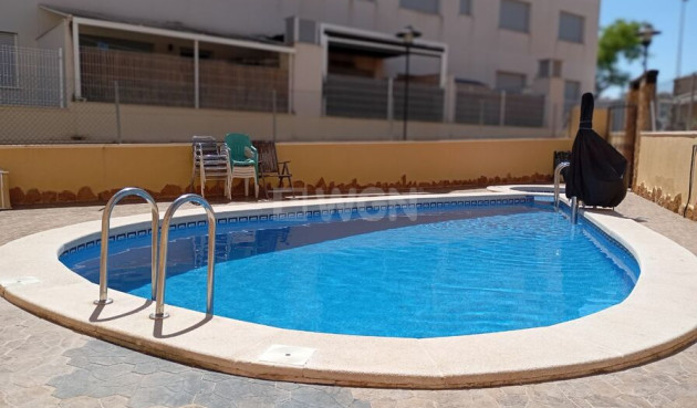 Odsprzedaż - Kamienica - Guardamar del Segura - Costa Blanca