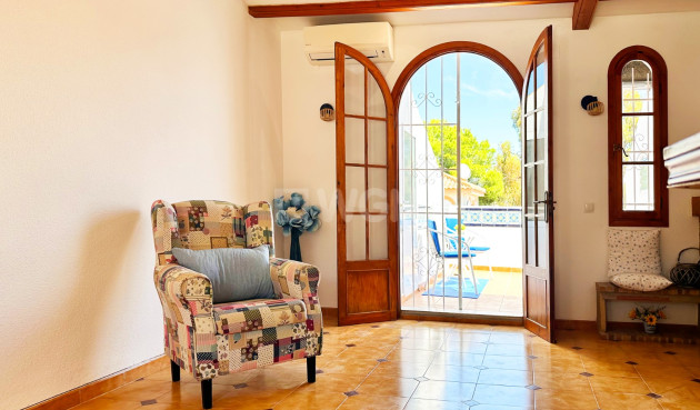 Odsprzedaż - Kamienica - Orihuela Costa - Costa Blanca