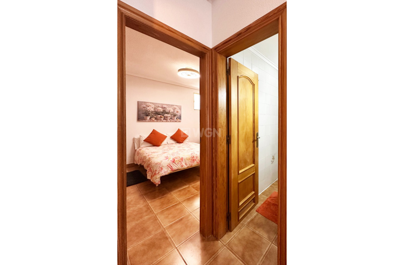Odsprzedaż - Kamienica - Orihuela Costa - Costa Blanca